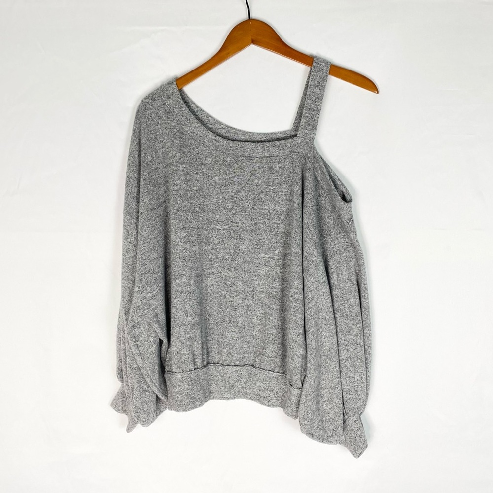 Free People We The Free Flaunt It Top Heather Gray One Shoulder Sweater Top